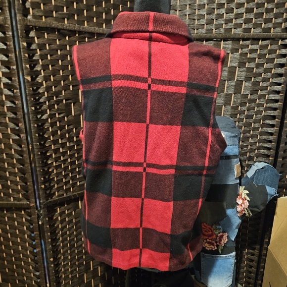 Chaps by Ralph Lauren vest - Picture 2 of 4